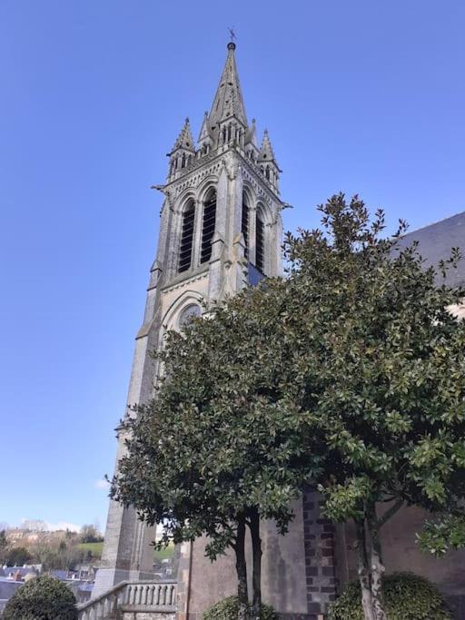 Charming Detached 2 Bedroom Ancient House In Medieval Quarter Of A Small Town In The Pays De La Loire, France Sillé-le-Guillaume Екстериор снимка